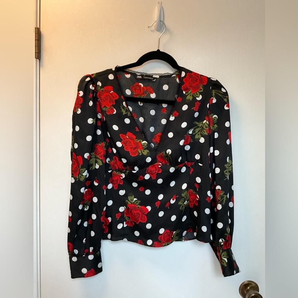 ✨ZARA Women's Black Floral Polka Dot Top Size Medium
